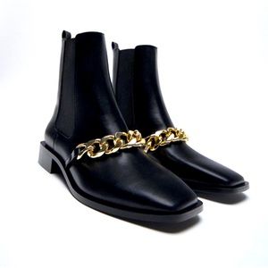 Zara black boots with chain size 38EUR size 7.5